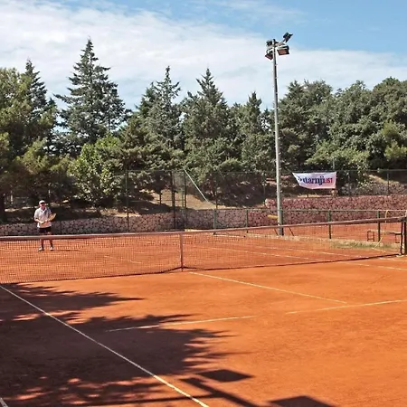 Jadranka 2 Novi Vinodolski